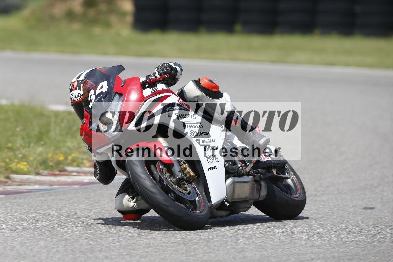 /27 12.06.2025 Ducati Schweiz Trackday Warmup  ADR/blau-bleu/34